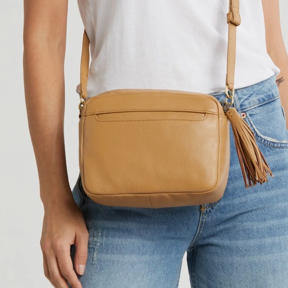 HOBO Renny Tassel Camera Crossbody Bag Purse - Picture 5 of 8